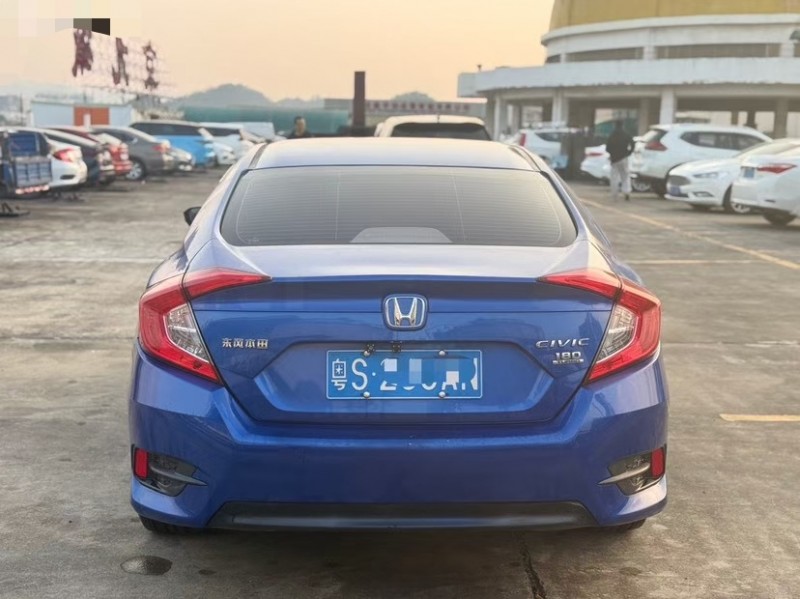 东莞19年本田思域5