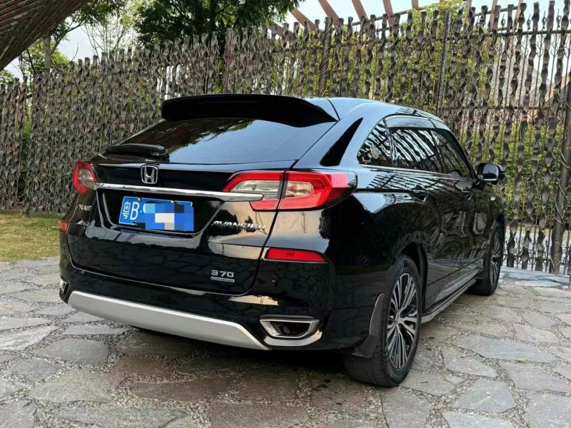 广州19年本田冠道9