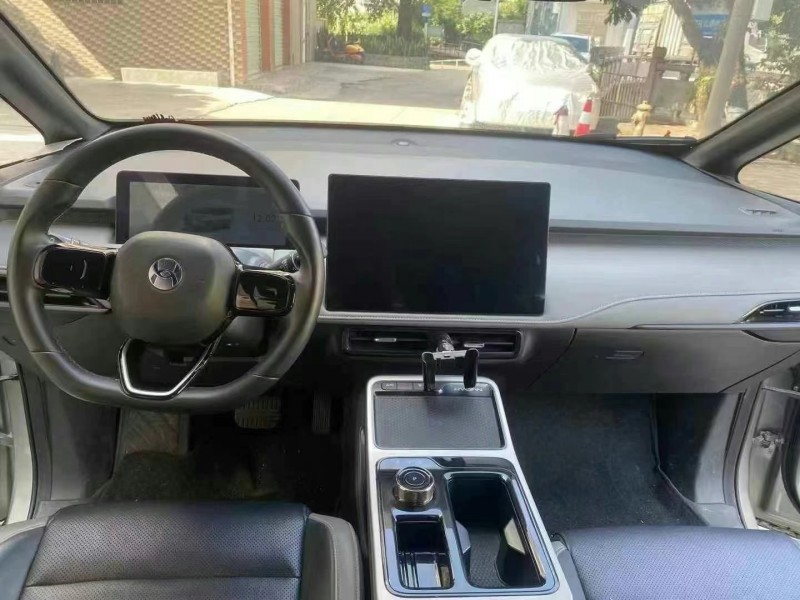 湛江23年合創汽車Z037