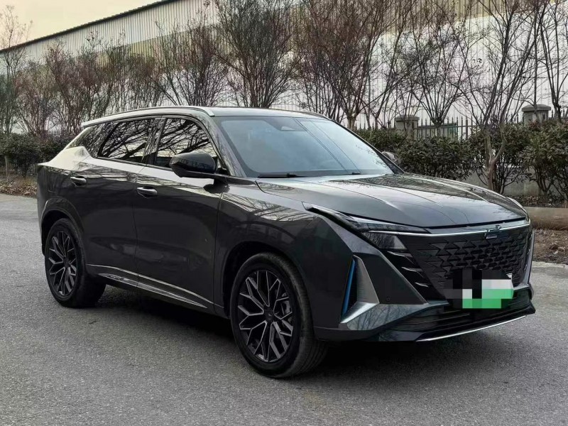 青岛23年长安汽车欧尚3