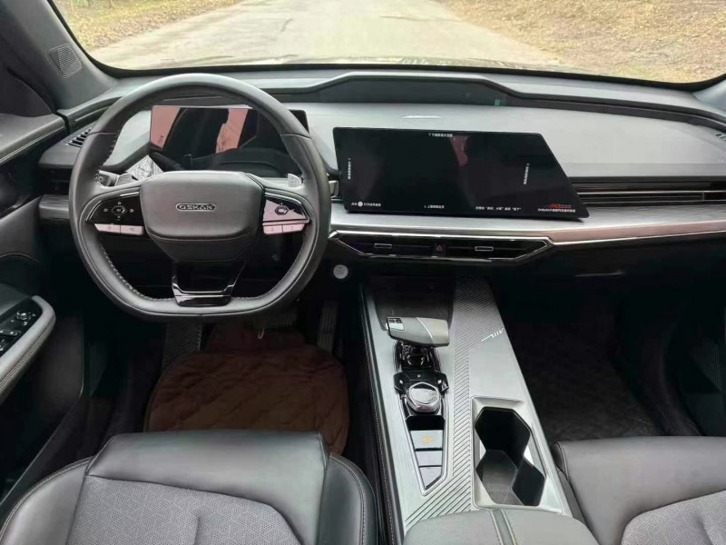 青岛23年长安汽车欧尚4