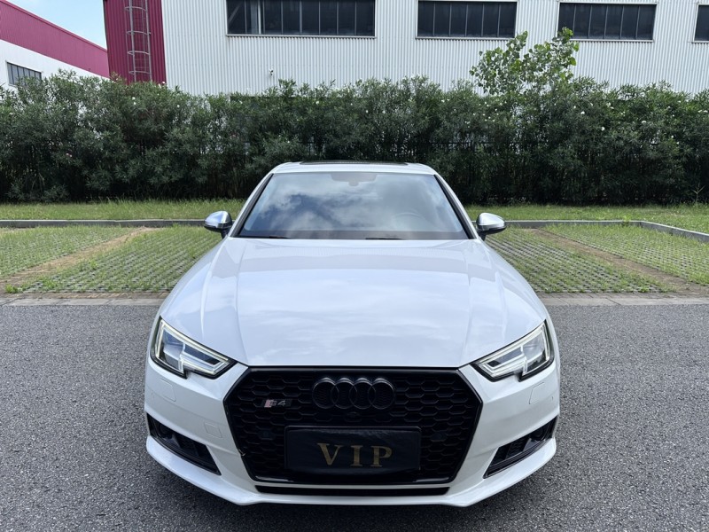 盐城17年奥迪A4L1