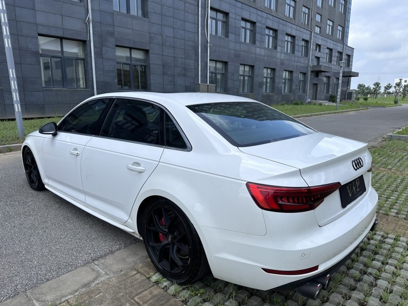 盐城17年奥迪A4L8