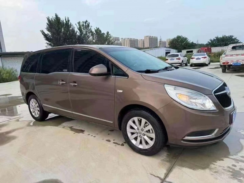 济宁20年别克GL82