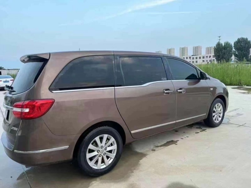 济宁20年别克GL88