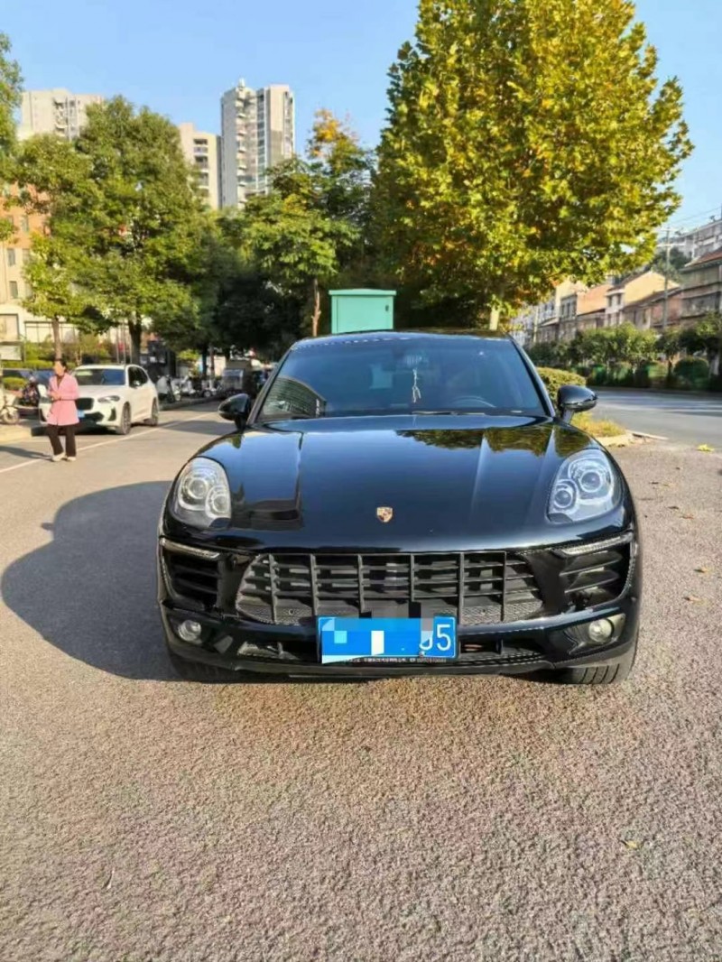 邵阳14年保时捷Macan1