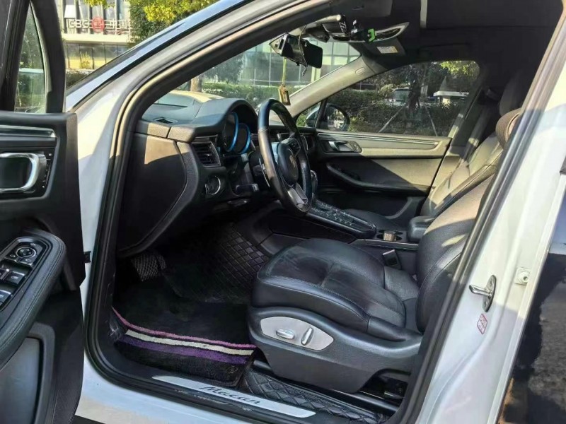 邵阳14年保时捷Macan3