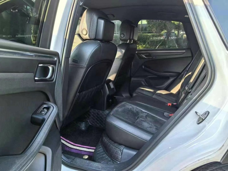 邵阳14年保时捷Macan4