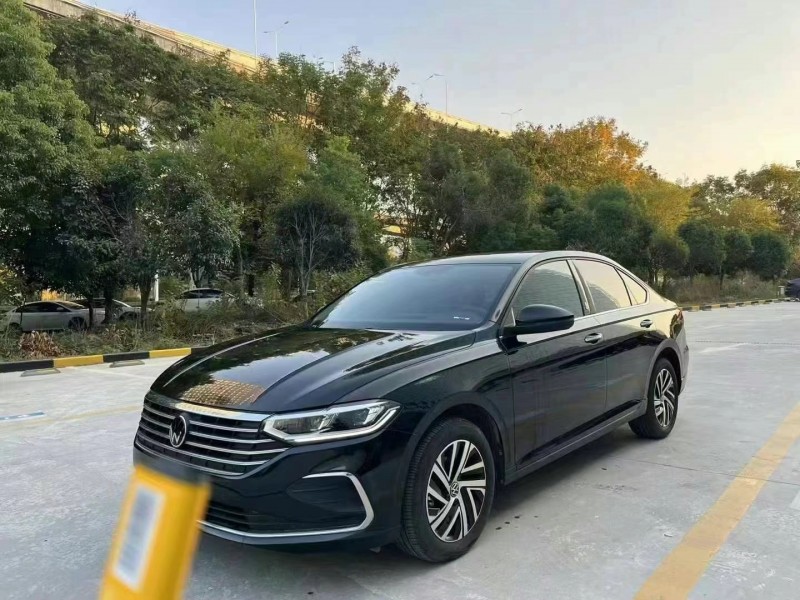 武汉22年大众朗逸2