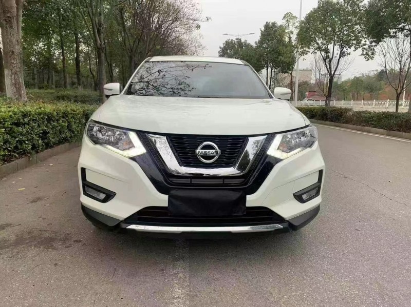 常德21年日產奇駿1