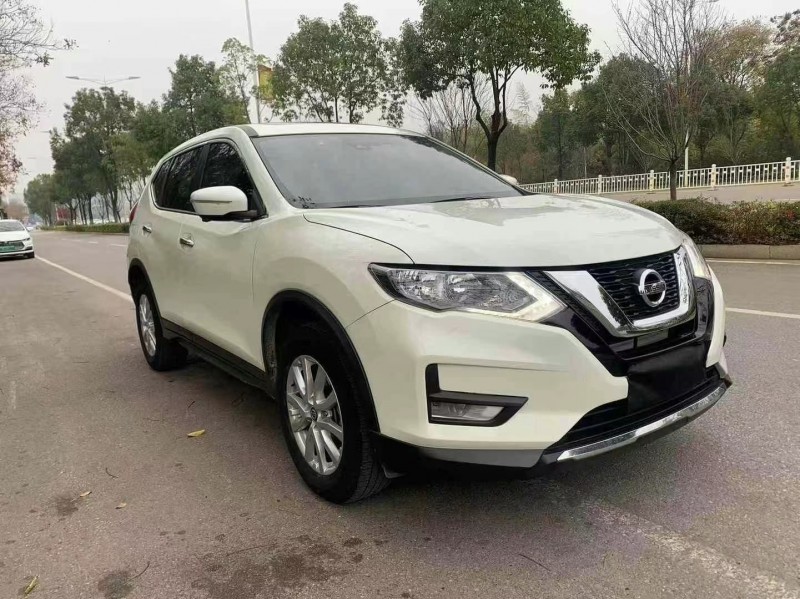 常德21年日產奇駿2