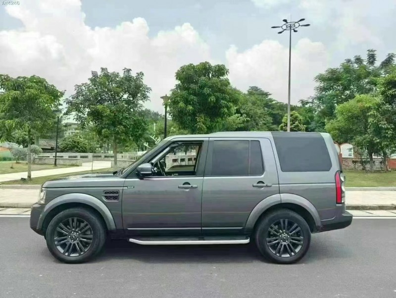 邵阳16年路虎发现5