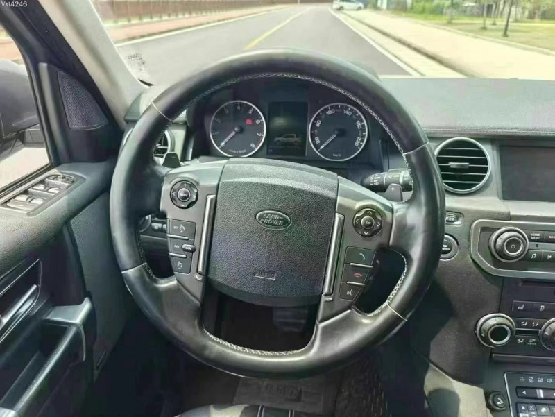 邵阳16年路虎发现7