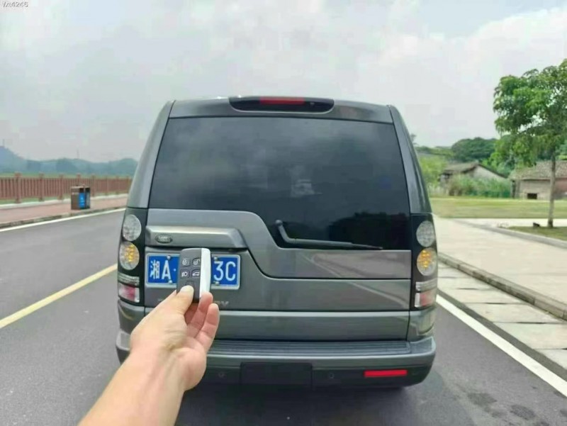 邵阳16年路虎发现9