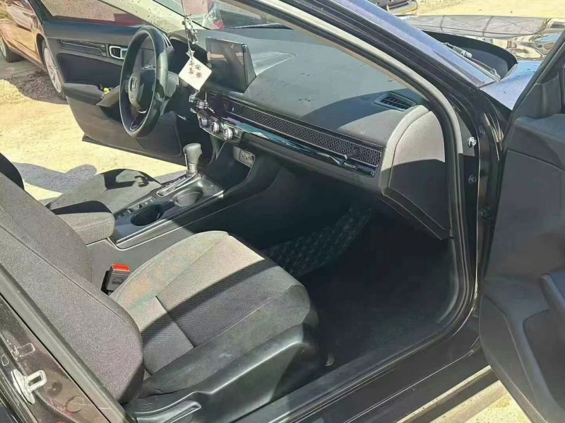 邵阳23年本田型格3