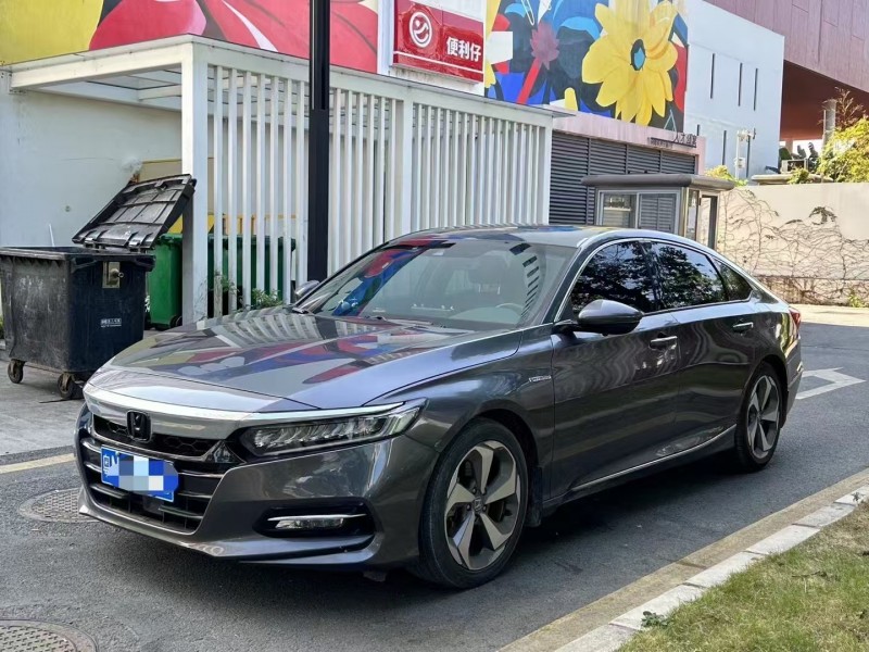 深圳21年本田雅阁2