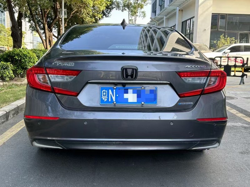 深圳21年本田雅阁9