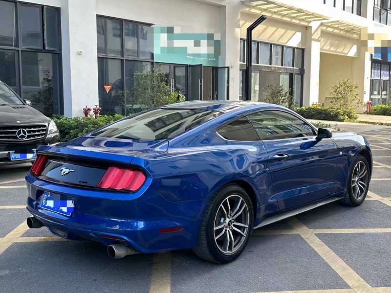 深圳17年福特野马8