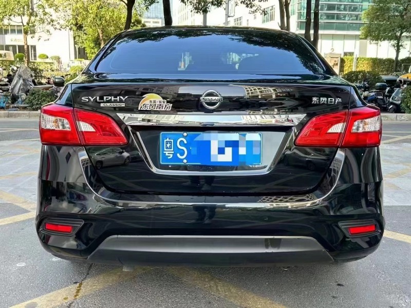 深圳22年日產軒逸8