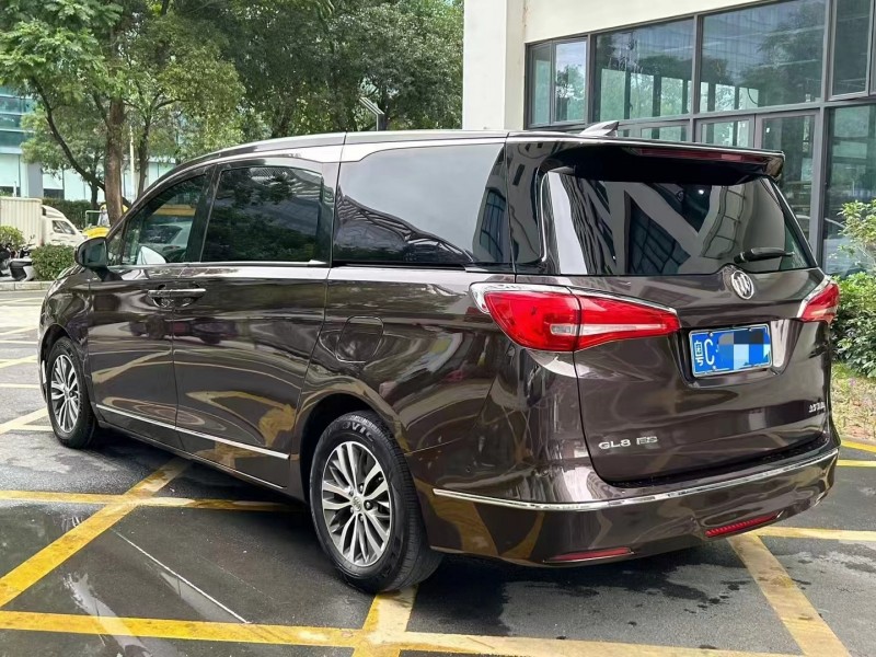 深圳18年别克GL89