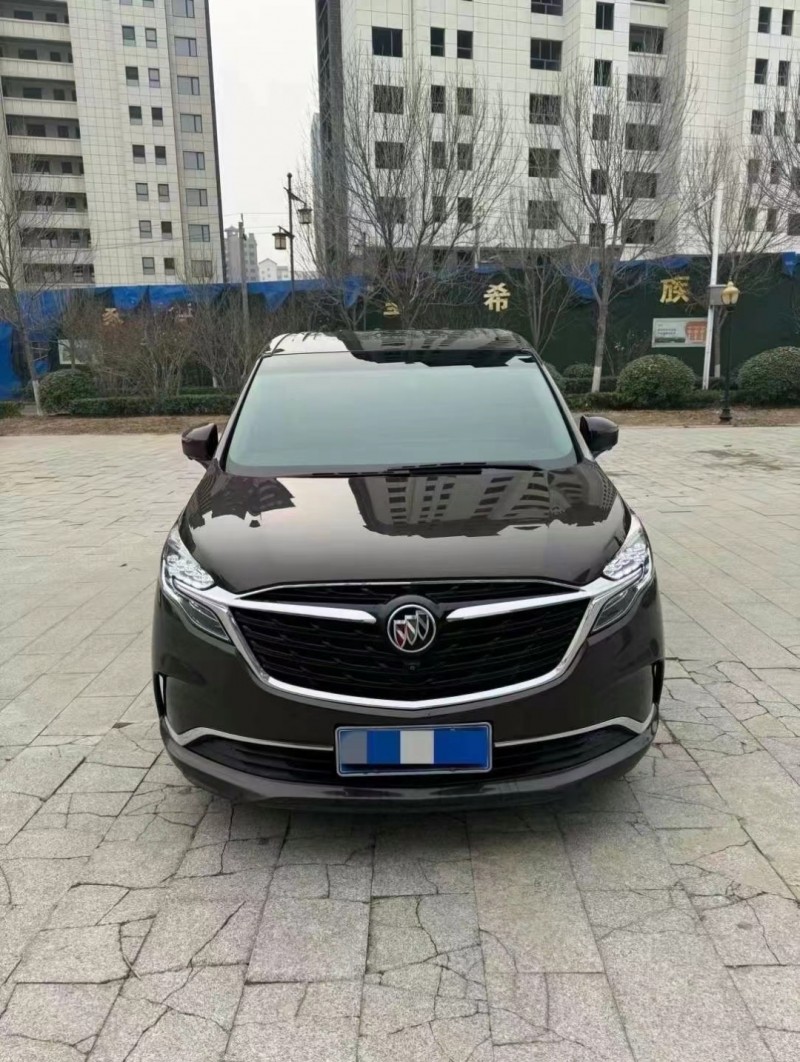 济宁21年别克GL81