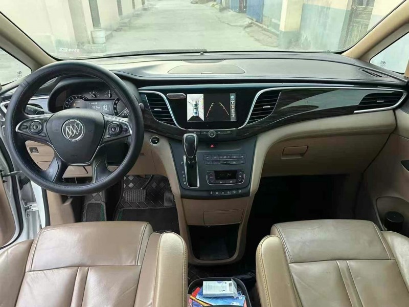 菏泽17年别克GL89