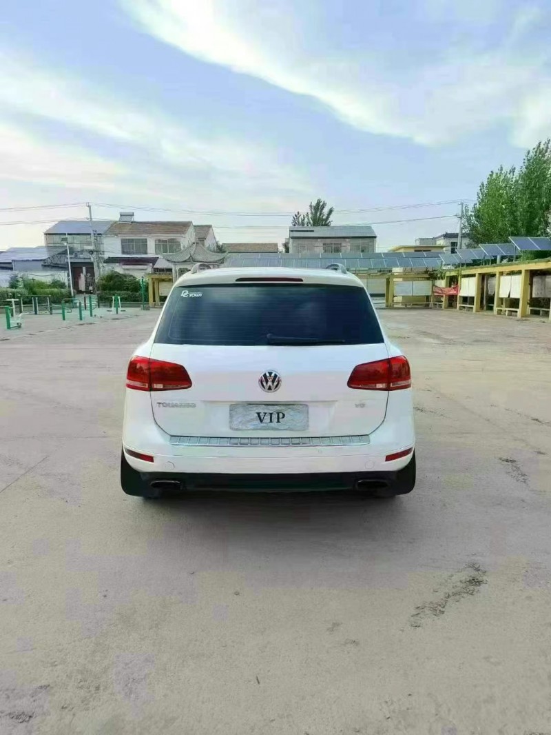 徐州14年大众途锐9