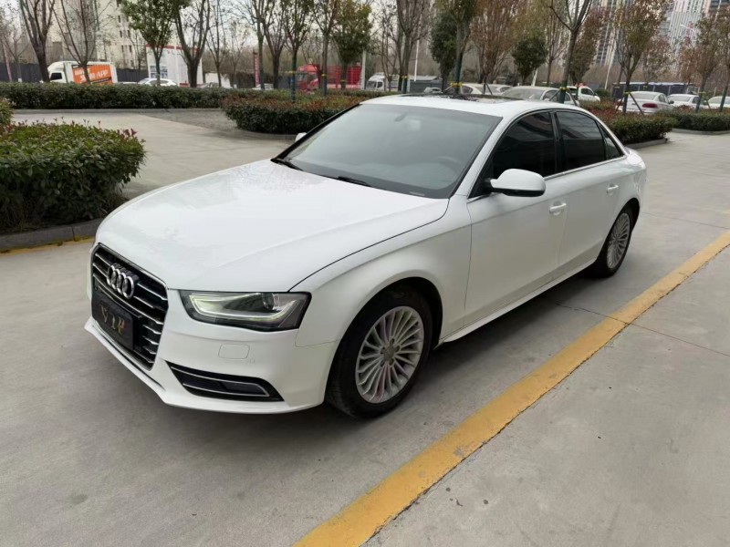 济宁15年奥迪A4L3