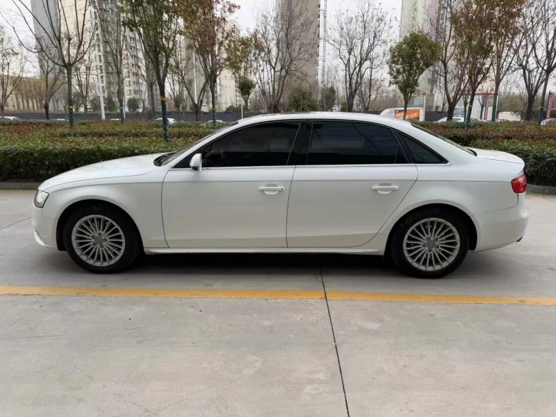 济宁15年奥迪A4L8