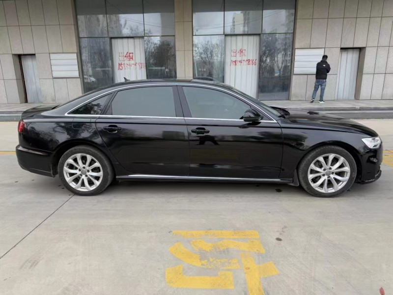 济宁17年奥迪A6L8