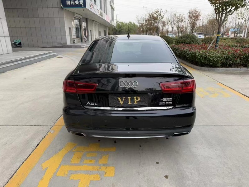 济宁17年奥迪A6L9