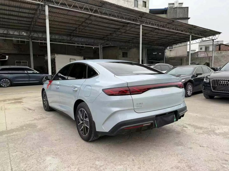 广州24年比亚迪秦4