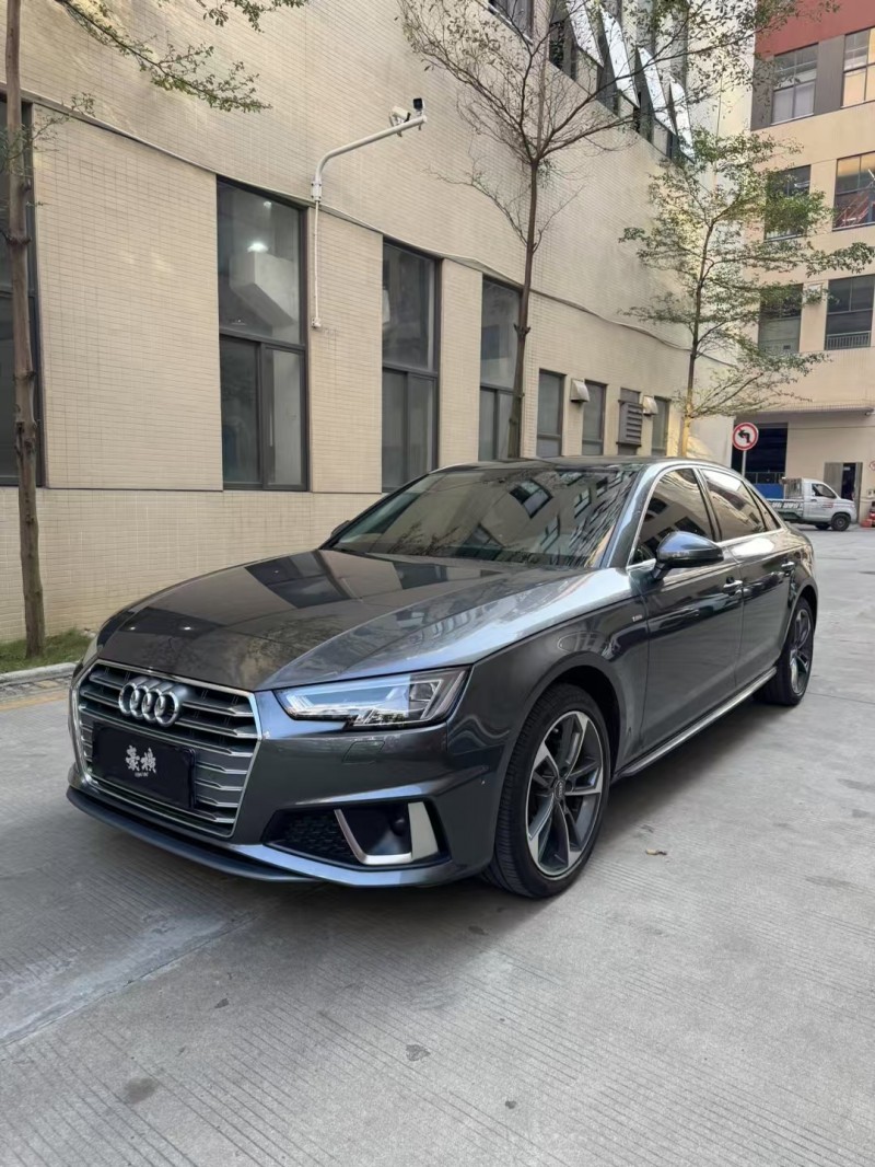 佛山19年奥迪A4L3