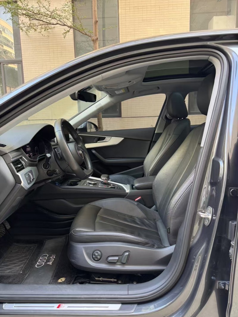 佛山19年奥迪A4L4