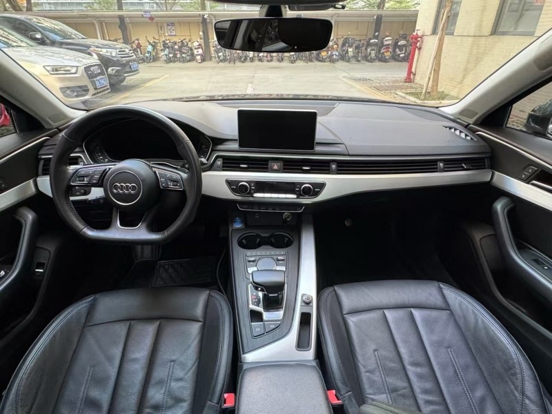 佛山19年奥迪A4L8