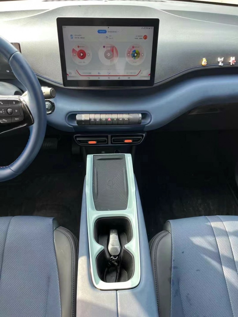 济宁23年比亚迪海鸥8
