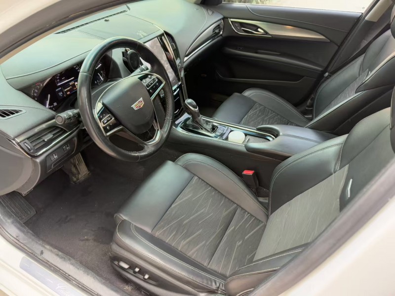 济宁17年凯迪拉克ATS-L5