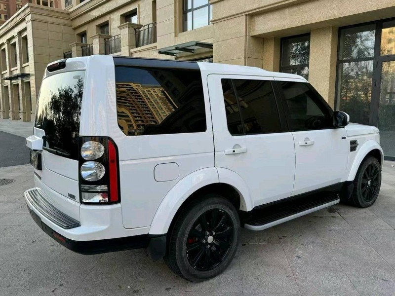 青岛16年路虎发现9