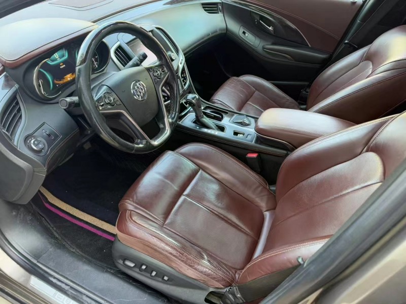 济宁15年别克君越4