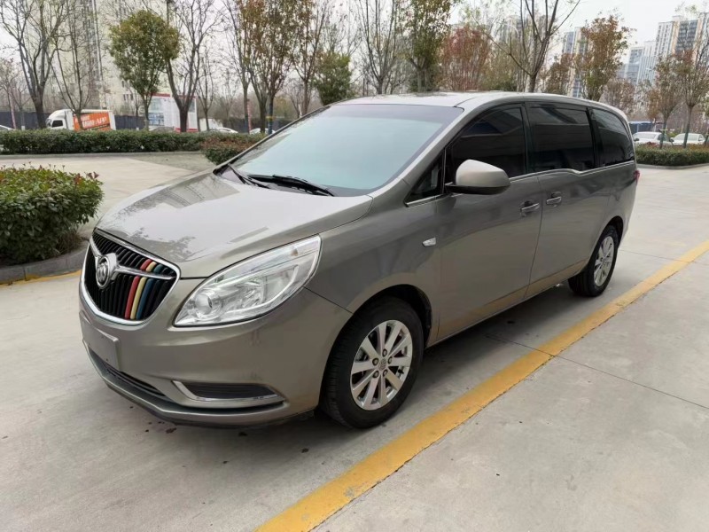 济宁18年别克GL83