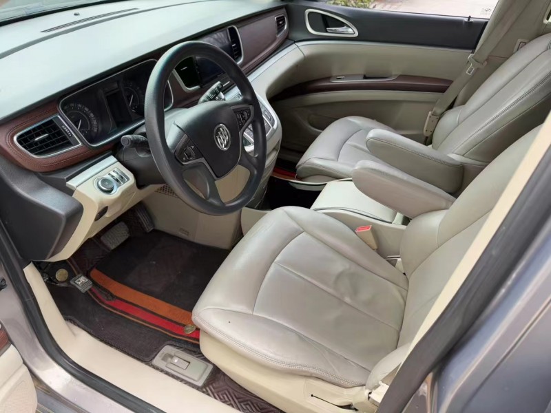 济宁18年别克GL85