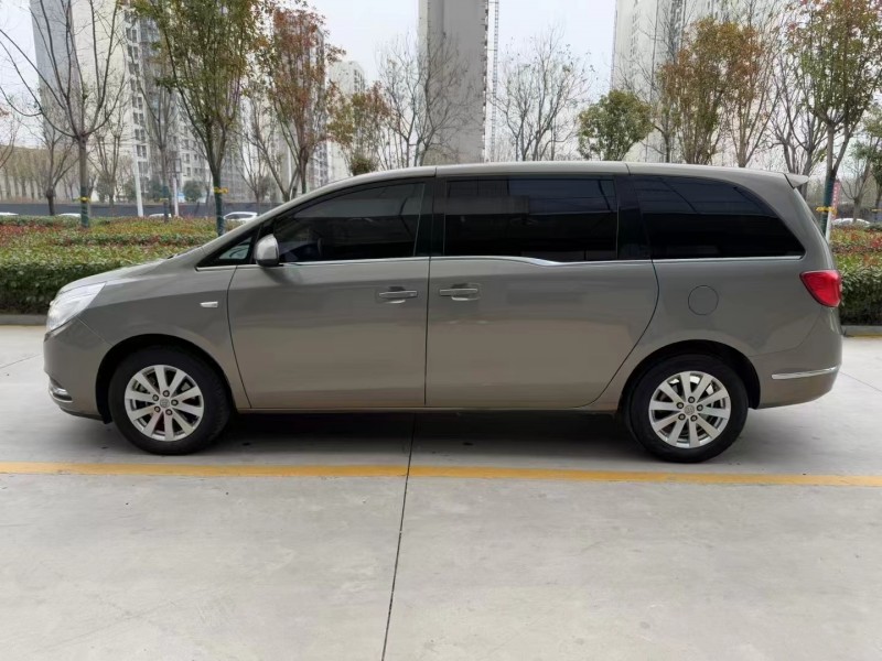 济宁18年别克GL87