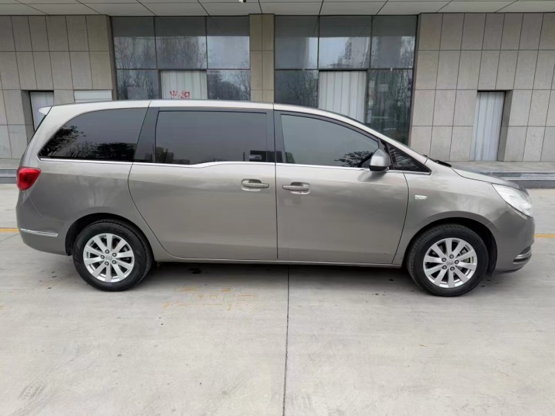 济宁18年别克GL88