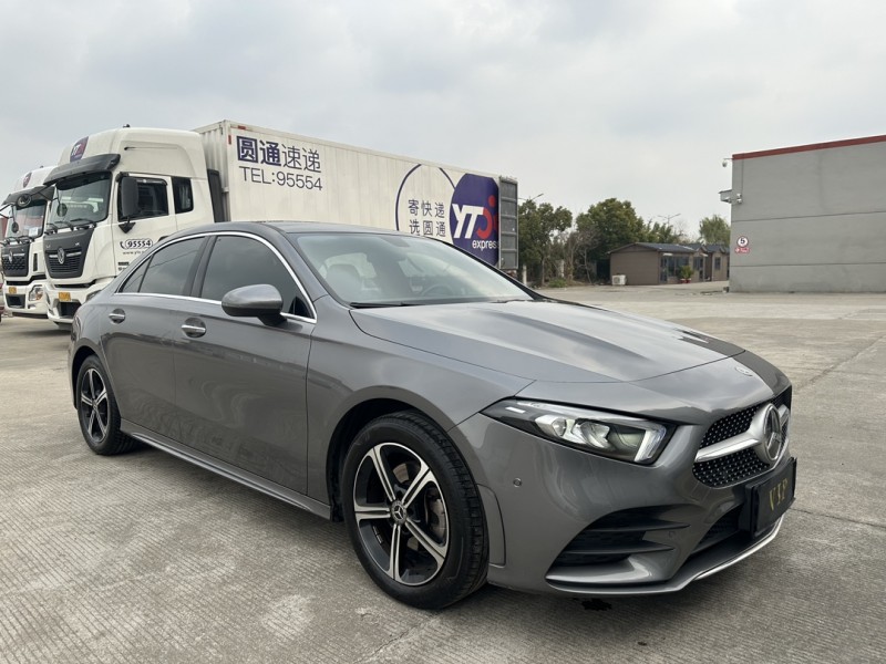 盐城22年奔驰A2