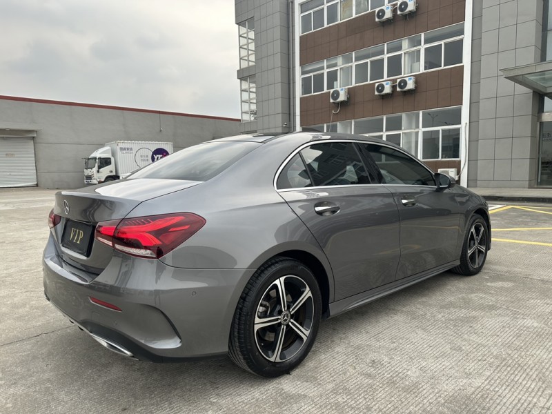 盐城22年奔驰A9
