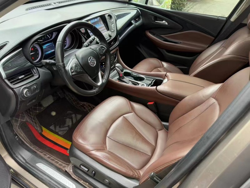 济宁19年别克昂科威5