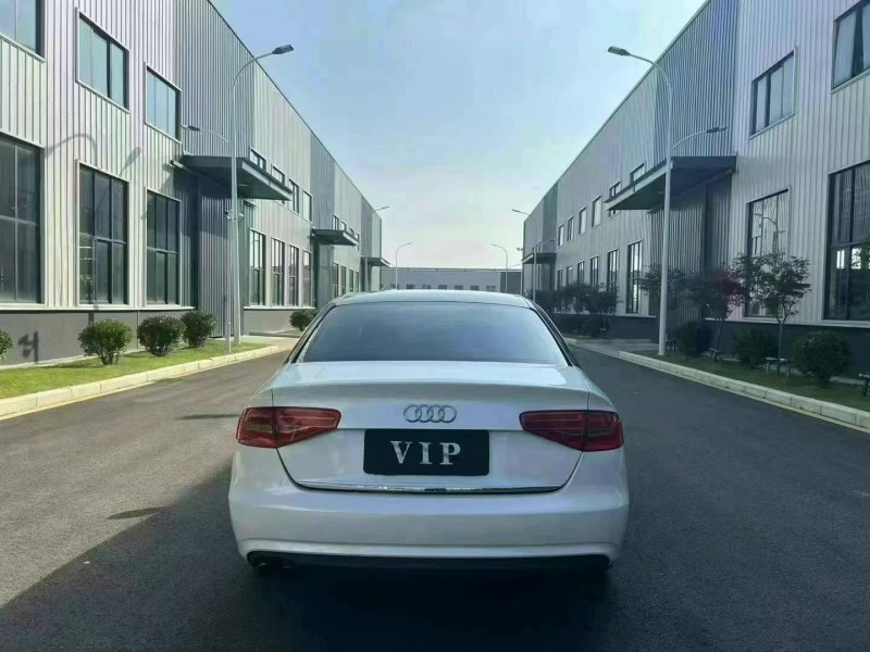 徐州14年奥迪A4L9