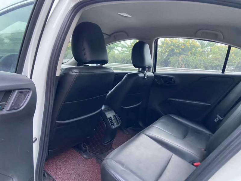 广州17年本田锋范6