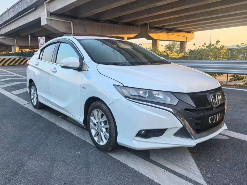 广州16年本田竞瑞3