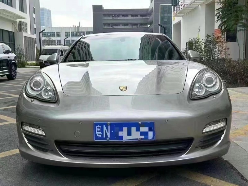 深圳12年保時捷帕拉梅拉1
